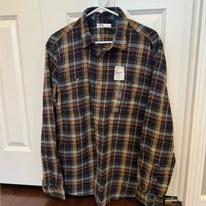 Men’s flannel button down shirt